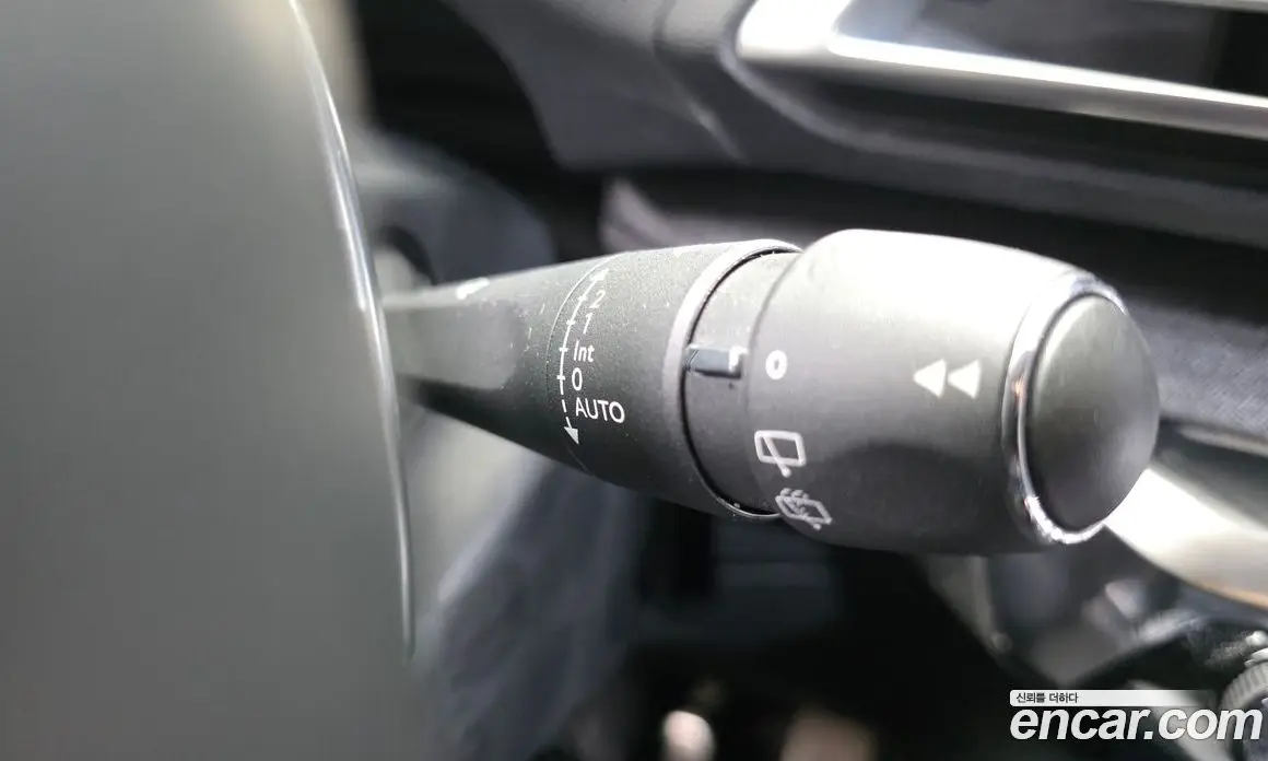 Peugeot 3008 2017 1.6 автомат (гидро), фото 27 Peugeot 3008 2017 1.6 автомат (гидро), фото 27