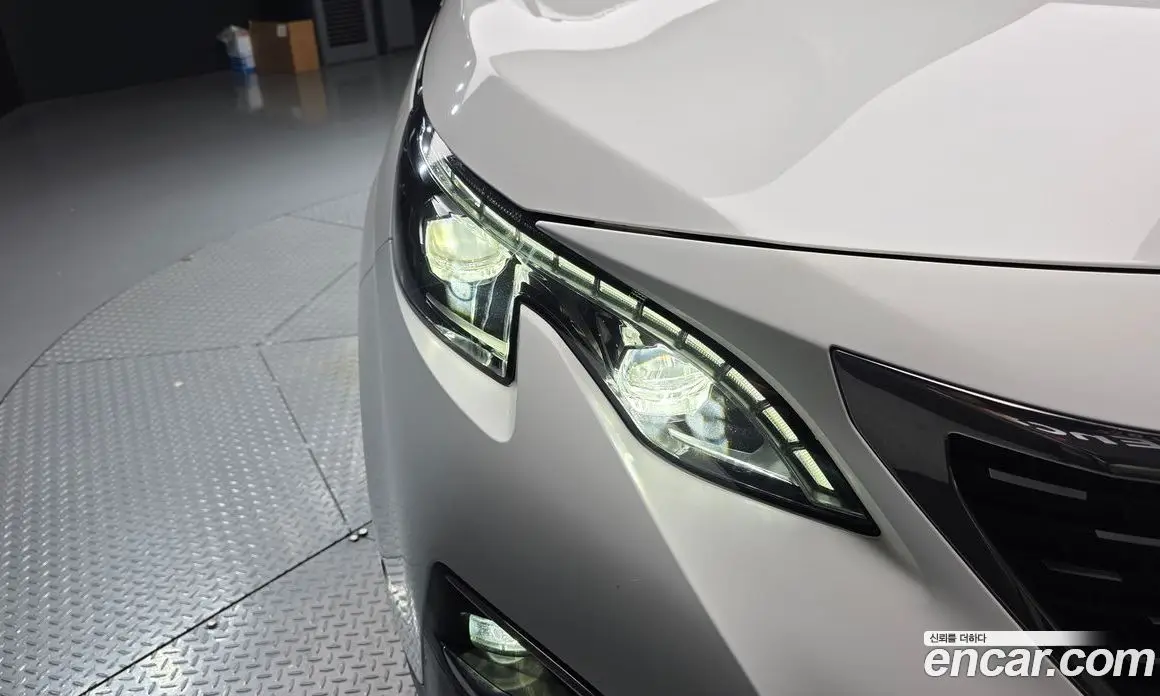 Peugeot 3008 2017 1.6 автомат (гидро), фото 8 Peugeot 3008 2017 1.6 автомат (гидро), фото 8