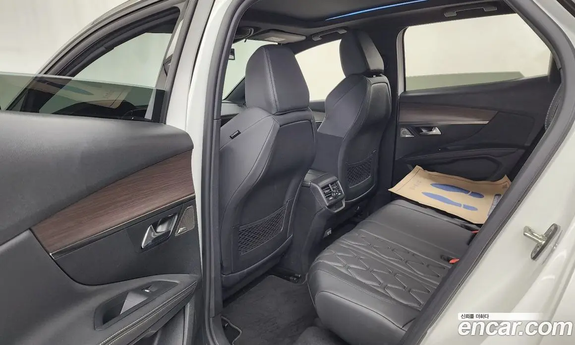 Peugeot 3008 2024 1.2 автомат (гидро), фото 15 Peugeot 3008 2024 1.2 автомат (гидро), фото 15