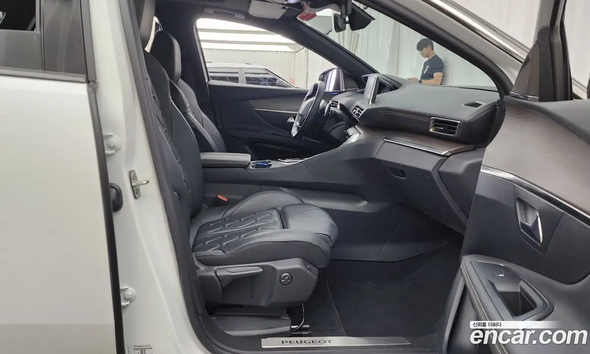 Peugeot 3008 2024 1.2 автомат (гидро), фото 16 Peugeot 3008 2024 1.2 автомат (гидро), фото 16