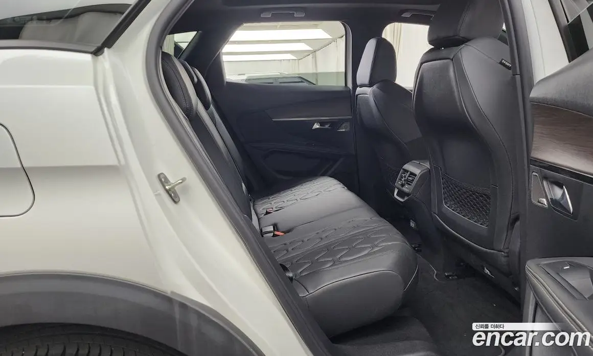 Peugeot 3008 2024 1.2 автомат (гидро), фото 17 Peugeot 3008 2024 1.2 автомат (гидро), фото 17
