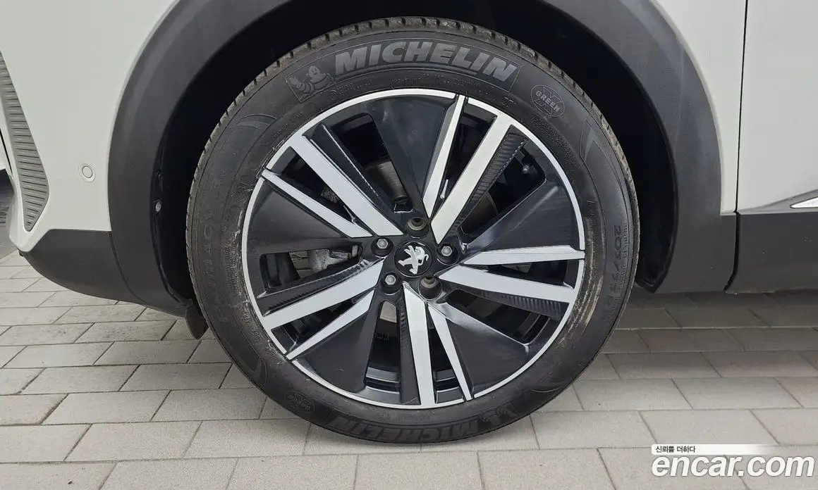 Peugeot 3008 2024 1.2 автомат (гидро), фото 4 Peugeot 3008 2024 1.2 автомат (гидро), фото 4