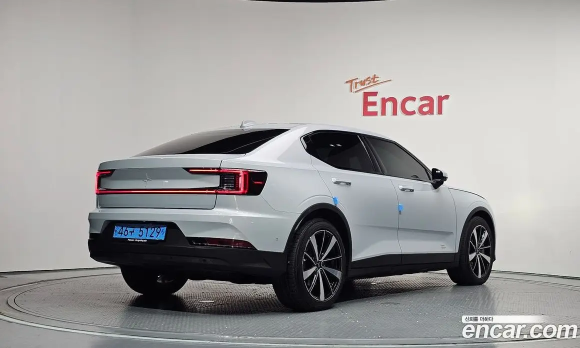 Polestar Polestar 2 2022 0.2 автомат (гидро), фото 2 Polestar Polestar 2 2022 0.2 автомат (гидро), фото 2