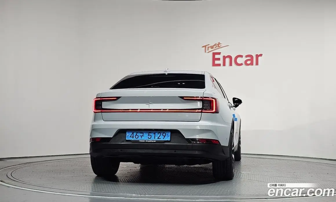 Polestar Polestar 2 2022 0.2 автомат (гидро), фото 4 Polestar Polestar 2 2022 0.2 автомат (гидро), фото 4