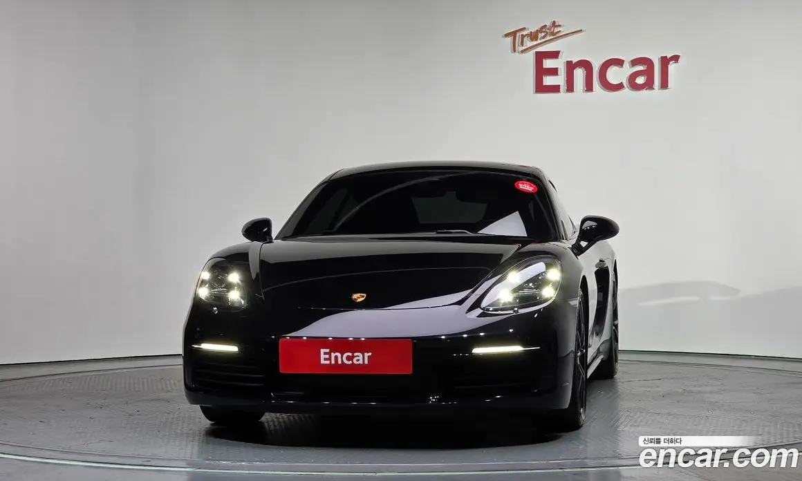 Porsche 718 2019 2.0 автомат (гидро), фото 3 Porsche 718 2019 2.0 автомат (гидро), фото 3