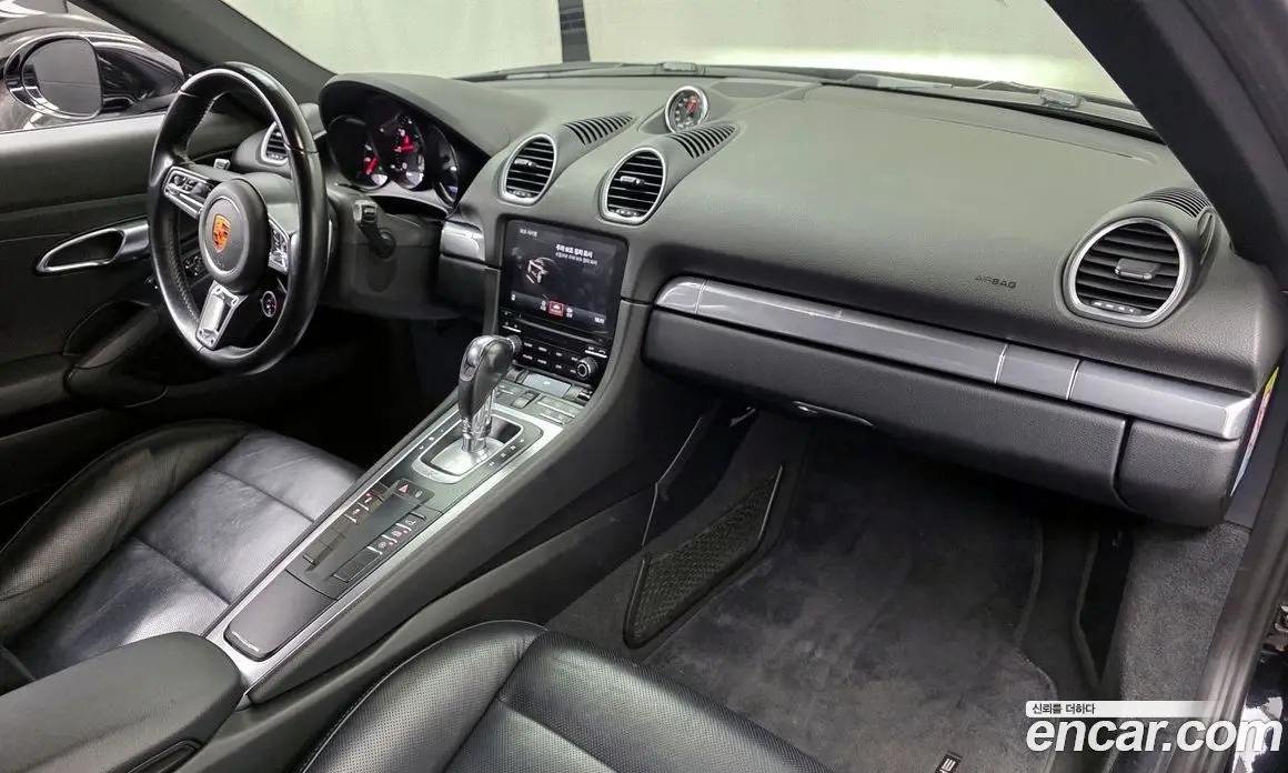 Porsche 718 2019 2.0 автомат (гидро), фото 7 Porsche 718 2019 2.0 автомат (гидро), фото 7