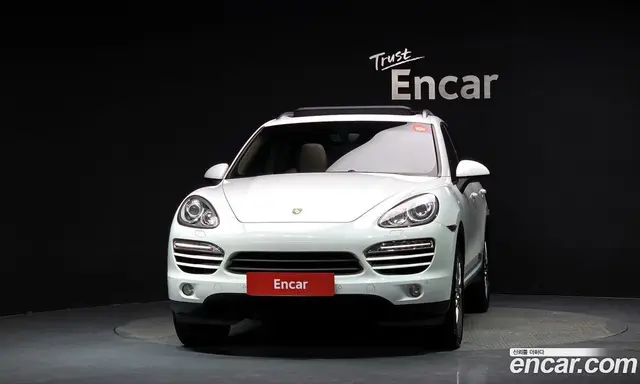 Porsche Cayenne 2013 3.0 автомат (гидро), миниатюра 3