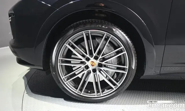 Porsche Cayenne 2021 4.0 автомат (гидро), миниатюра 5 Porsche Cayenne 2021 4.0 автомат (гидро), миниатюра 5