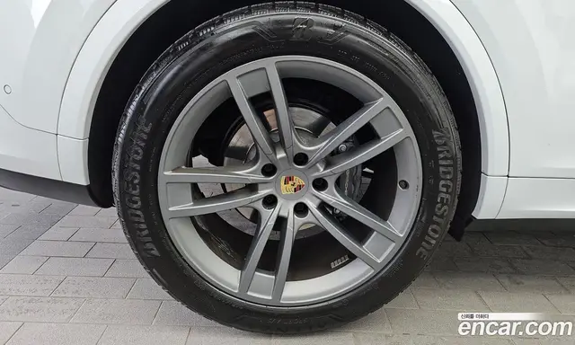 Porsche Cayenne 2023 3.0 автомат (гидро), миниатюра 5 Porsche Cayenne 2023 3.0 автомат (гидро), миниатюра 5