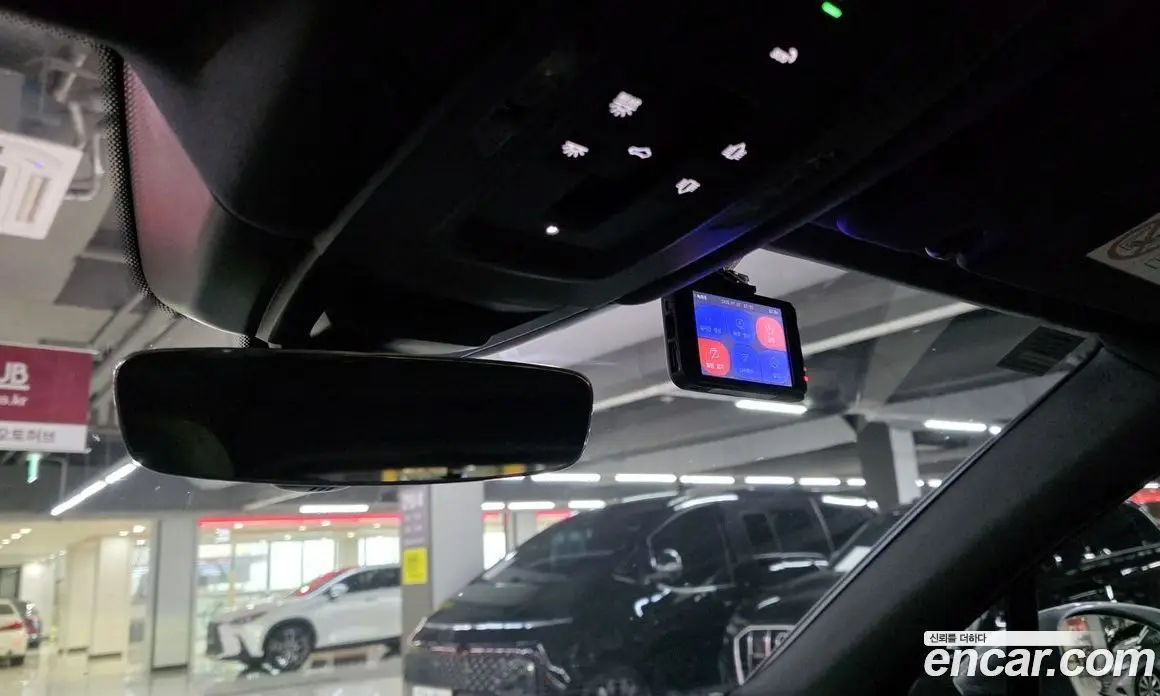 Porsche Cayenne 2025 3.0 автомат (гидро), фото 10 Porsche Cayenne 2025 3.0 автомат (гидро), фото 10