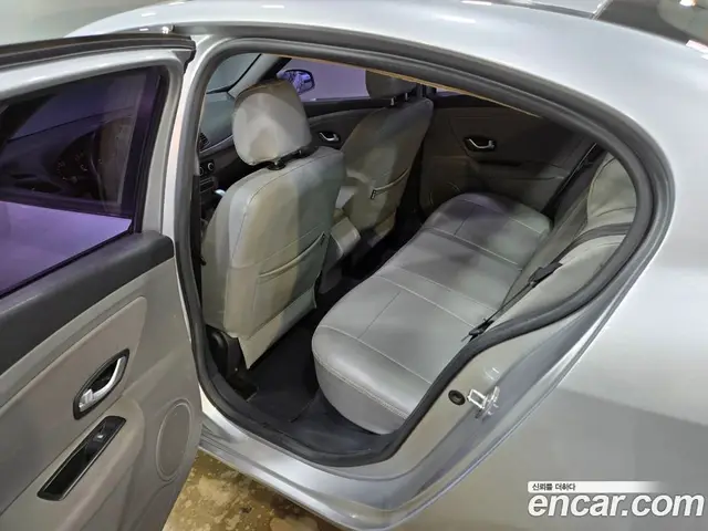 Renault (Samsung) SM3 2009 1.6 автомат (гидро), миниатюра 11 Renault (Samsung) SM3 2009 1.6 автомат (гидро), миниатюра 11