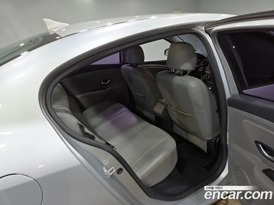 Renault (Samsung) SM3 2009 1.6 автомат (гидро), фото 14 Renault (Samsung) SM3 2009 1.6 автомат (гидро), фото 14