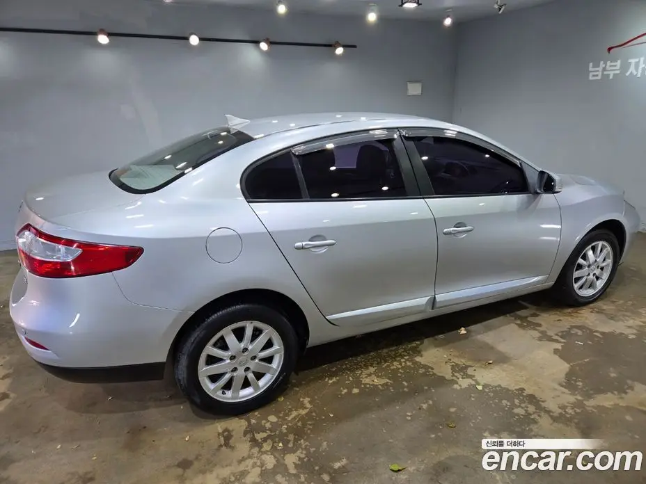Renault (Samsung) SM3 2009 1.6 автомат (гидро), фото 16 Renault (Samsung) SM3 2009 1.6 автомат (гидро), фото 16
