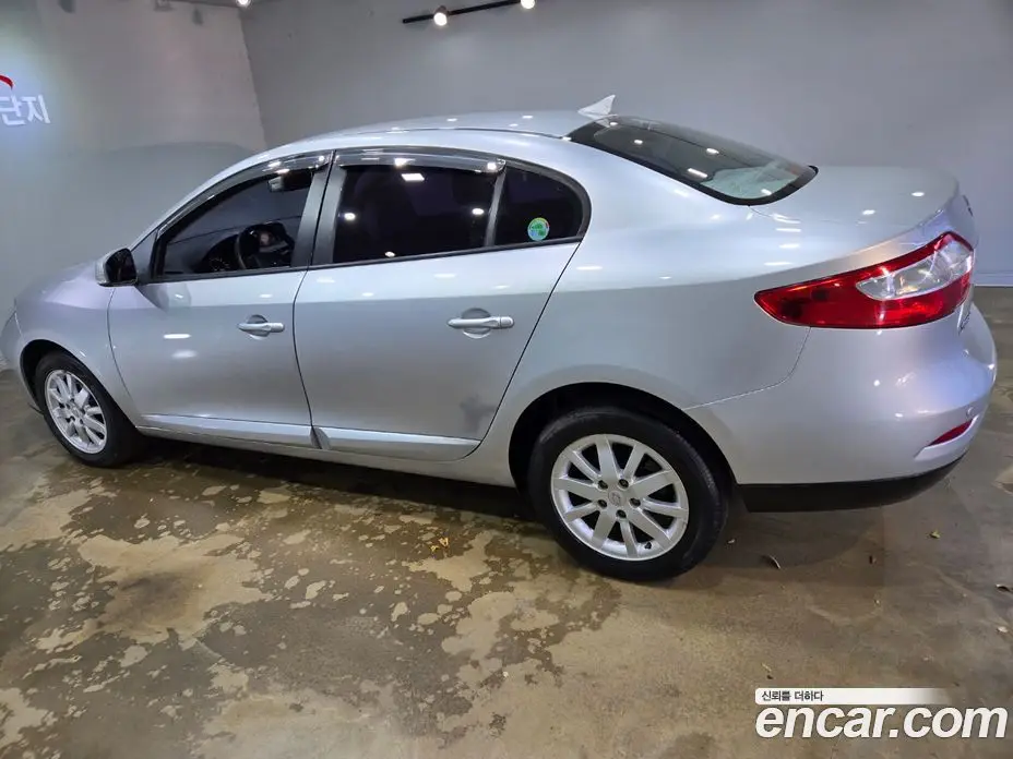 Renault (Samsung) SM3 2009 1.6 автомат (гидро), фото 17 Renault (Samsung) SM3 2009 1.6 автомат (гидро), фото 17
