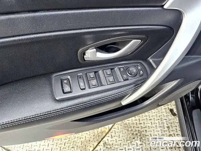 Renault (Samsung) SM5 2011 2.0 автомат (гидро), миниатюра 12
