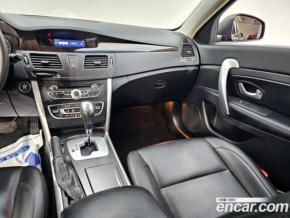 Renault (Samsung) SM5 2011 2.0 автомат (гидро), фото 10 Renault (Samsung) SM5 2011 2.0 автомат (гидро), фото 10