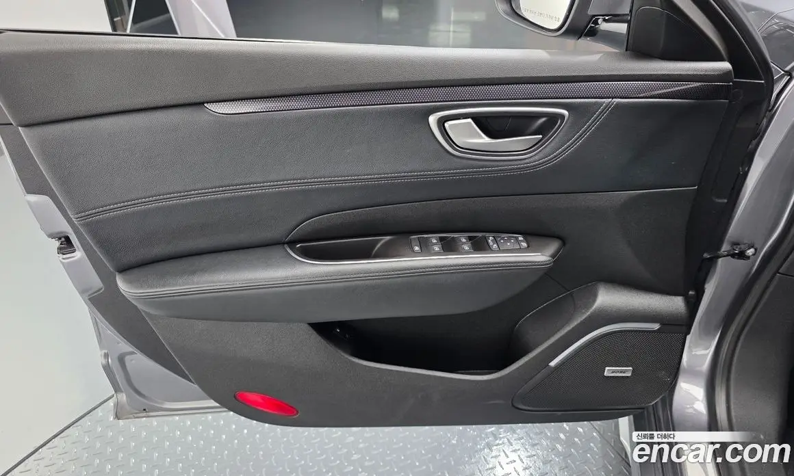 Renault (Samsung) SM6 2016 2.0 автомат (гидро), фото 13 Renault (Samsung) SM6 2016 2.0 автомат (гидро), фото 13