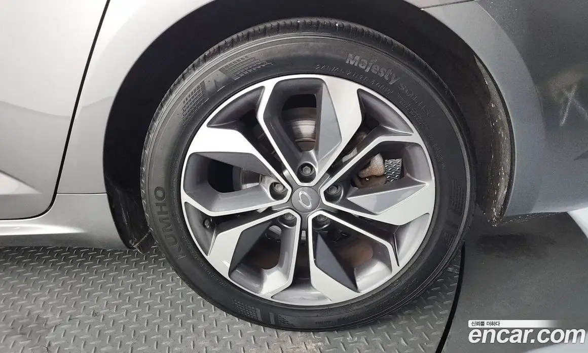 Renault (Samsung) SM6 2019 2.0 автомат (гидро), фото 7 Renault (Samsung) SM6 2019 2.0 автомат (гидро), фото 7