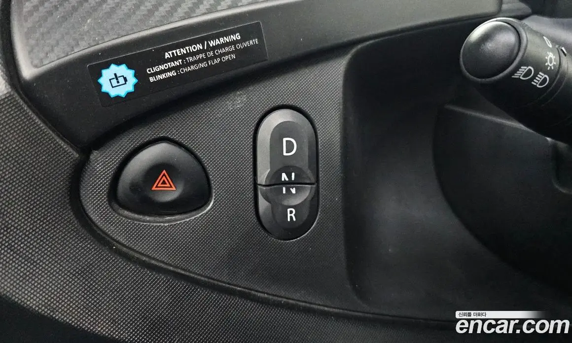 Renault (Samsung) Twizy 2017 0.1 автомат (гидро), фото 9 Renault (Samsung) Twizy 2017 0.1 автомат (гидро), фото 9