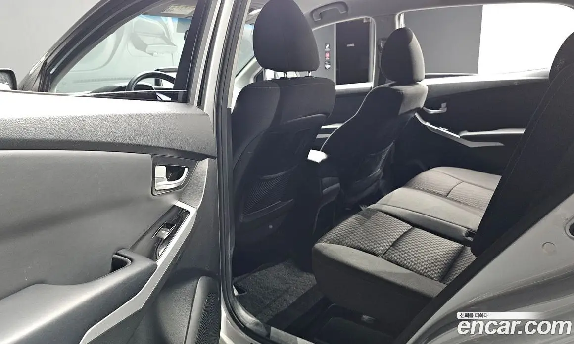 SsangYong Korando 2015 2.2 автомат (гидро), фото 16 SsangYong Korando 2015 2.2 автомат (гидро), фото 16