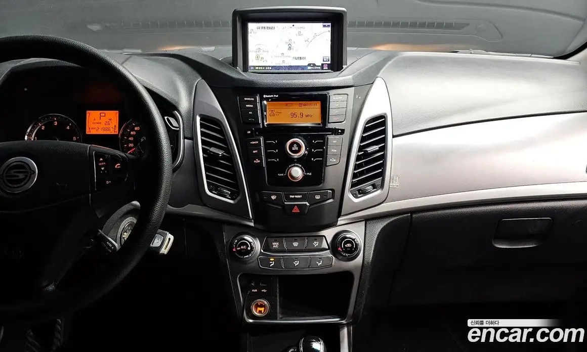 SsangYong Korando 2015 2.2 автомат (гидро), фото 21 SsangYong Korando 2015 2.2 автомат (гидро), фото 21