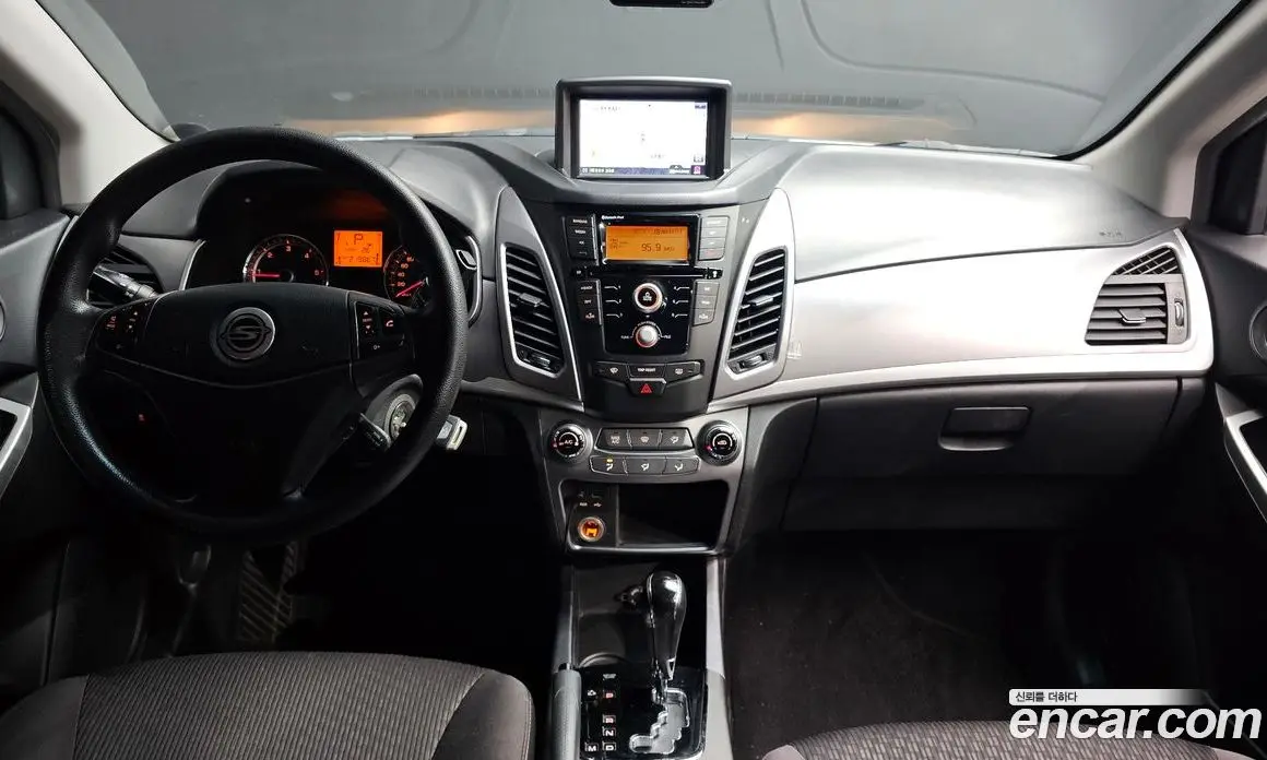 SsangYong Korando 2015 2.2 автомат (гидро), фото 10 SsangYong Korando 2015 2.2 автомат (гидро), фото 10