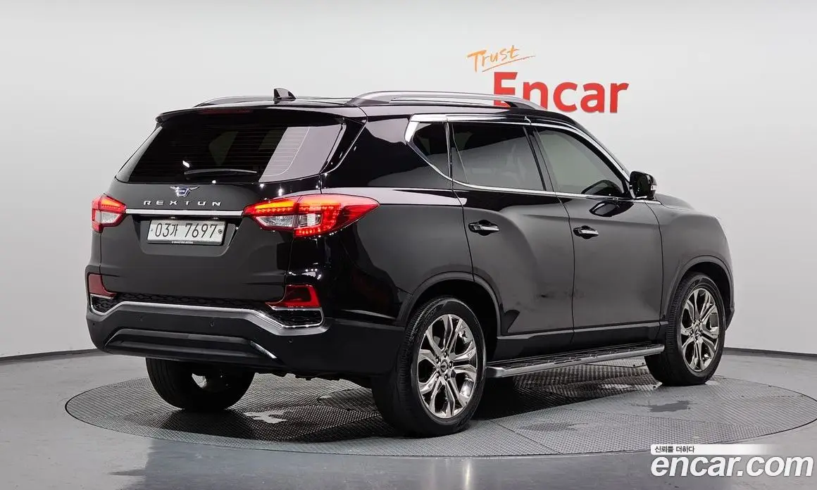 SsangYong Rexton 2018 2.2 автомат (гидро), фото 2 SsangYong Rexton 2018 2.2 автомат (гидро), фото 2