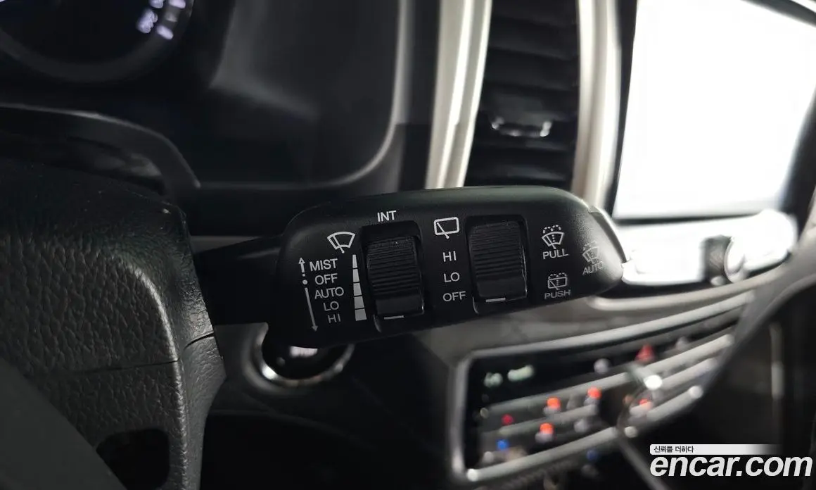 SsangYong Rexton 2018 2.2 автомат (гидро), фото 18 SsangYong Rexton 2018 2.2 автомат (гидро), фото 18