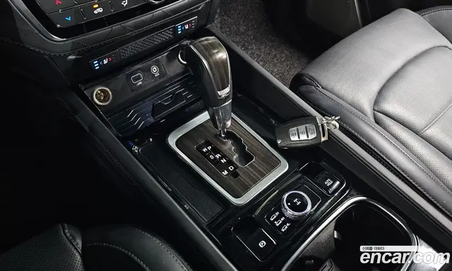 SsangYong Rexton 2018 2.2 автомат (гидро), миниатюра 9 SsangYong Rexton 2018 2.2 автомат (гидро), миниатюра 9
