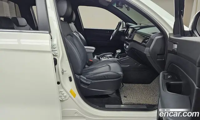 SsangYong Rexton 2020 2.2 автомат (гидро), миниатюра 11 SsangYong Rexton 2020 2.2 автомат (гидро), миниатюра 11