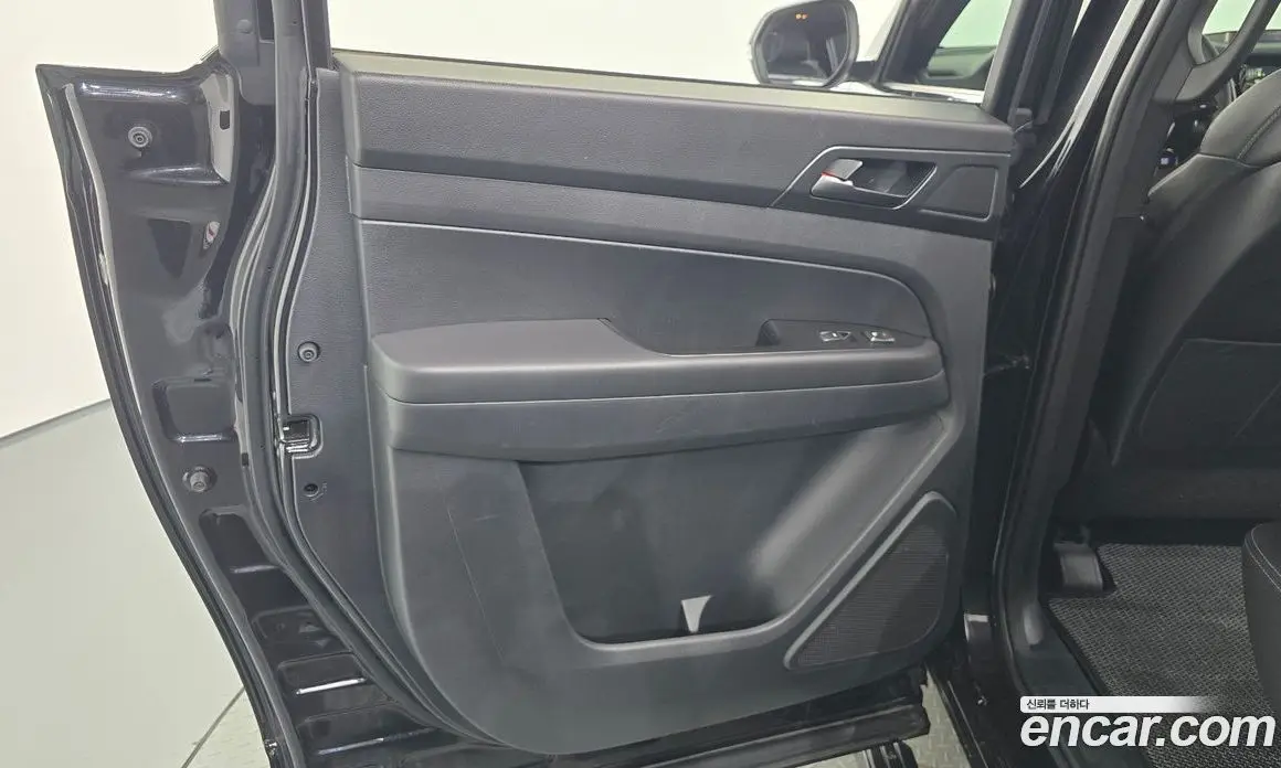 SsangYong Rexton 2022 2.2 автомат (гидро), фото 15 SsangYong Rexton 2022 2.2 автомат (гидро), фото 15