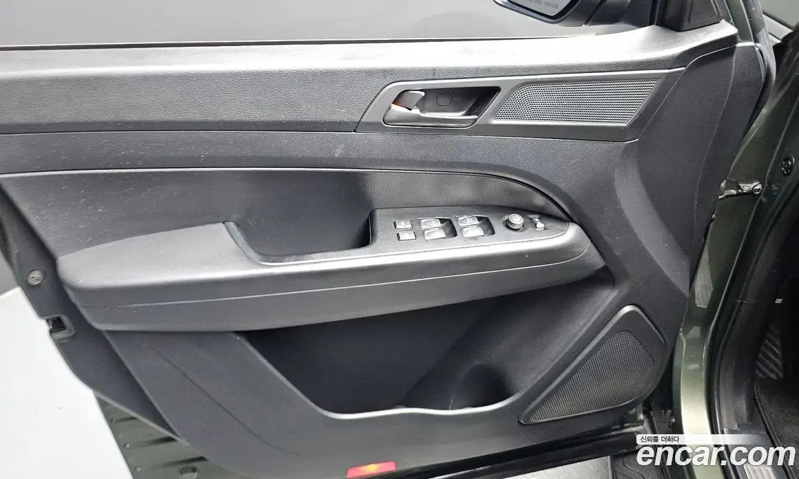 SsangYong Rexton 2022 2.2 автомат (гидро), фото 14 SsangYong Rexton 2022 2.2 автомат (гидро), фото 14
