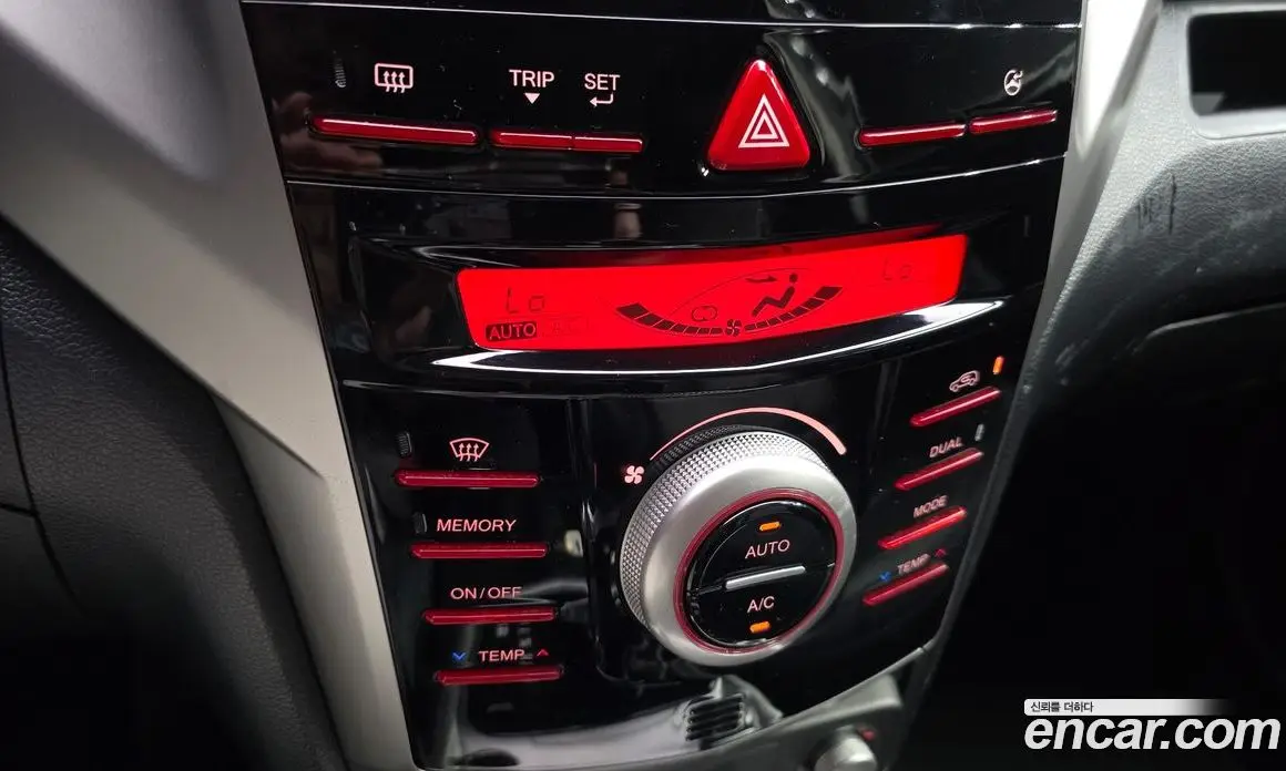 SsangYong TIBOLI 2015 1.6 автомат (гидро), фото 16 SsangYong TIBOLI 2015 1.6 автомат (гидро), фото 16