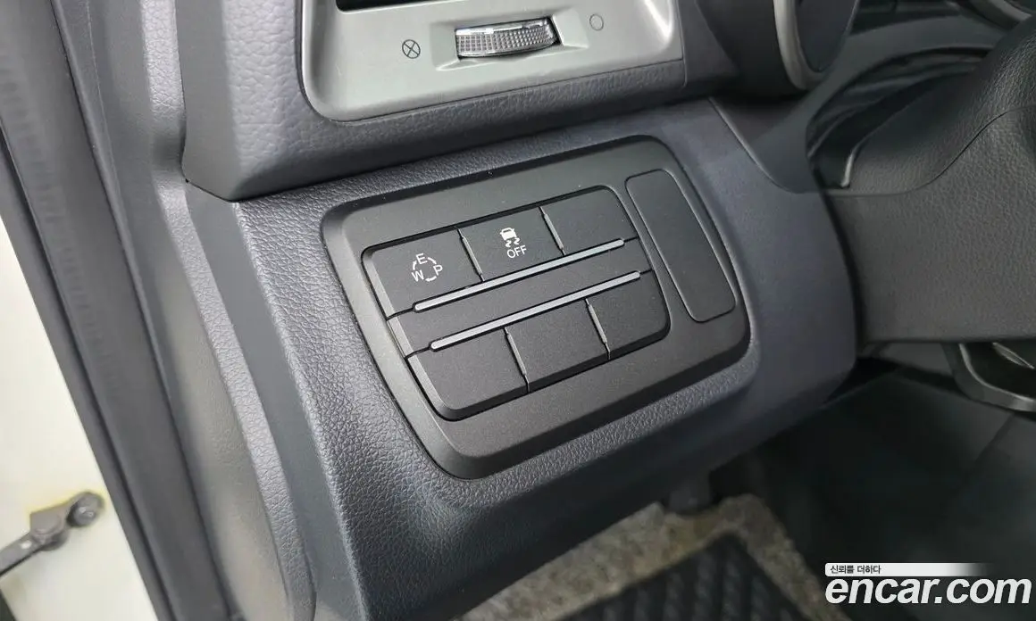 SsangYong TIBOLI 2016 1.6 автомат (гидро), фото 13 SsangYong TIBOLI 2016 1.6 автомат (гидро), фото 13