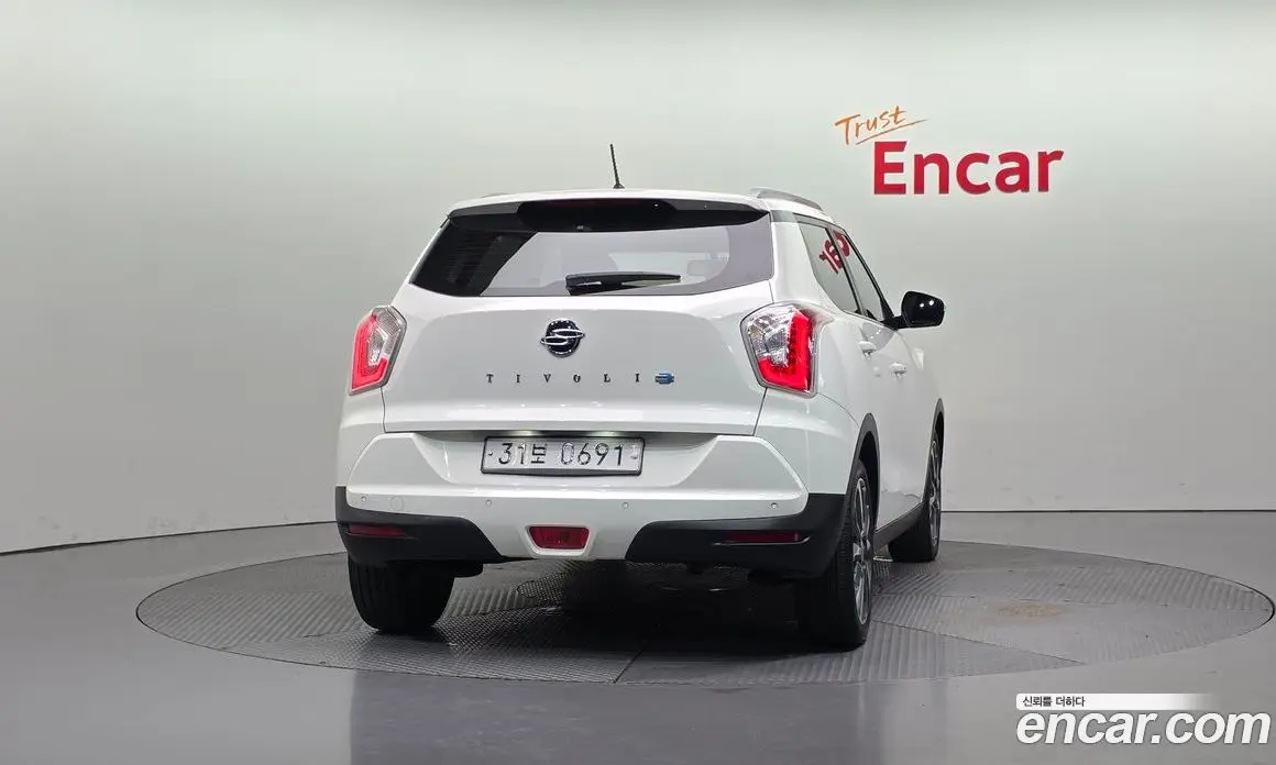 SsangYong TIBOLI 2016 1.6 автомат (гидро), фото 4 SsangYong TIBOLI 2016 1.6 автомат (гидро), фото 4