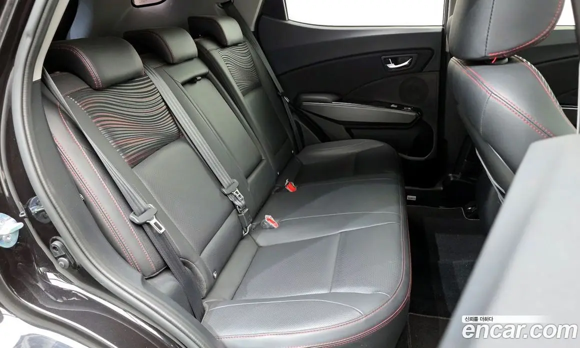 SsangYong TIBOLI 2018 1.6 автомат (гидро), фото 11