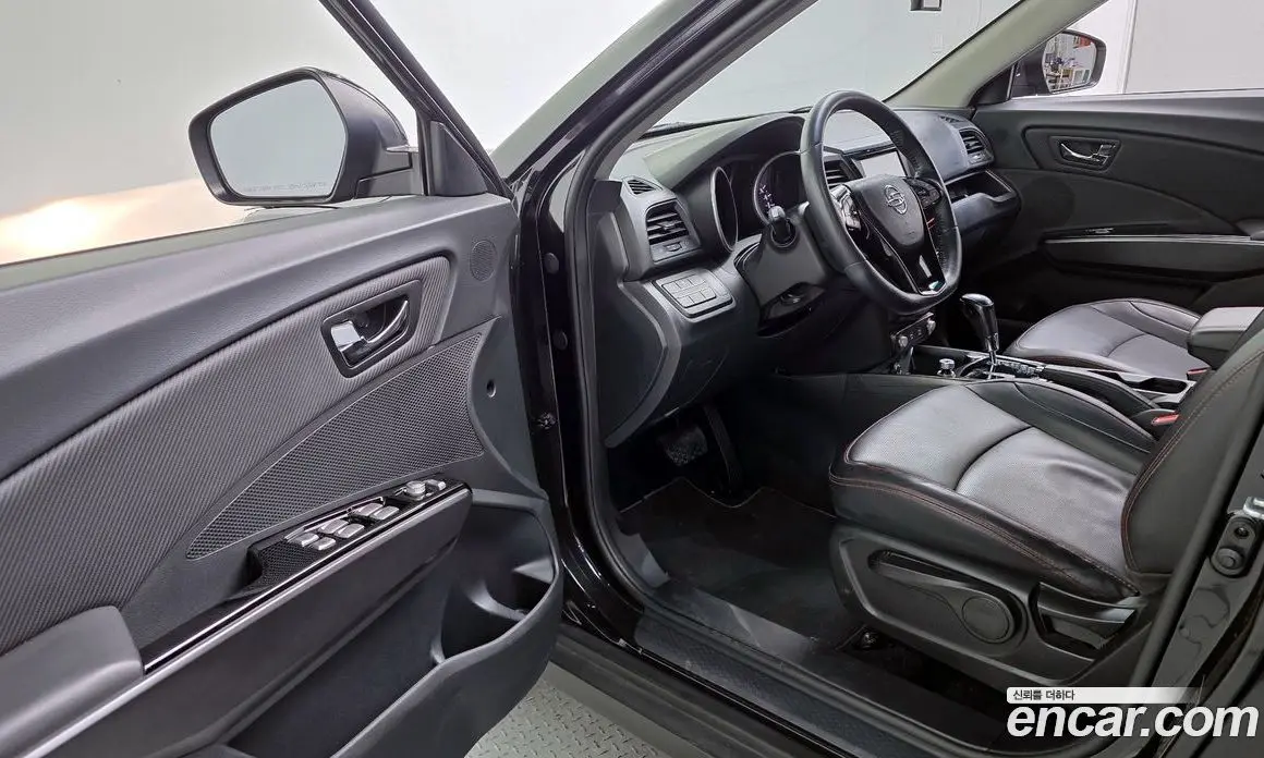 SsangYong TIBOLI 2018 1.6 автомат (гидро), фото 10