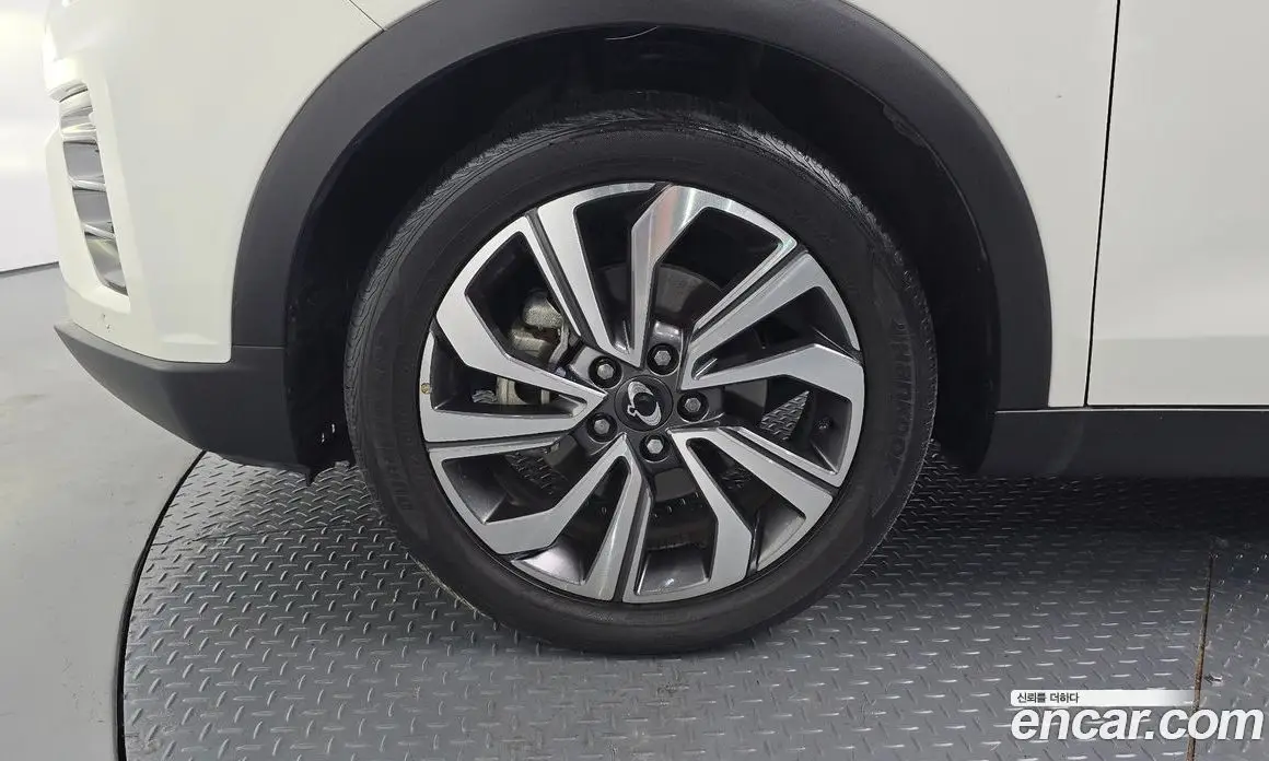 SsangYong TIBOLI 2020 1.5 автомат (гидро), фото 4 SsangYong TIBOLI 2020 1.5 автомат (гидро), фото 4