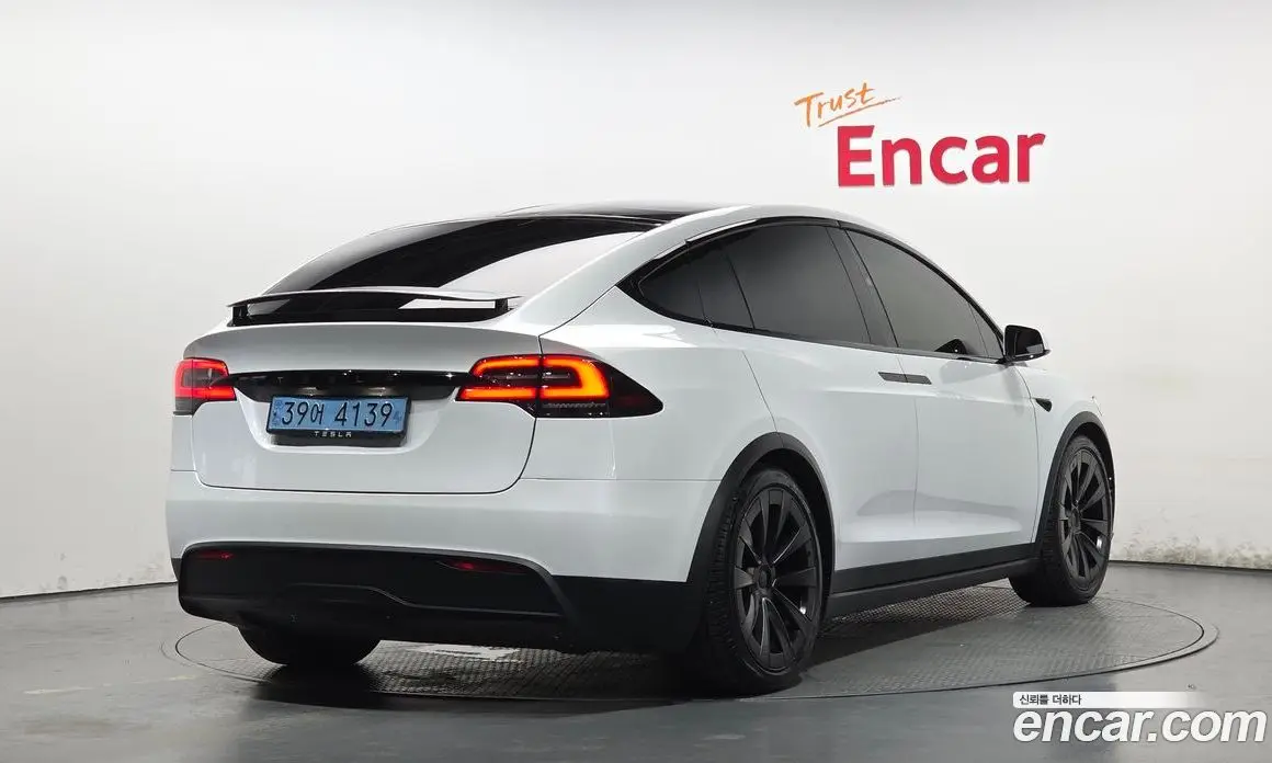 Tesla Model X 2023 0.3 автомат (гидро), фото 2 Tesla Model X 2023 0.3 автомат (гидро), фото 2