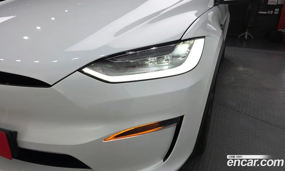 Tesla Model X 2023 0.3 автомат (гидро), фото 8 Tesla Model X 2023 0.3 автомат (гидро), фото 8