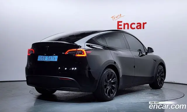 Tesla Model Y 2023 0.2 автомат (гидро), миниатюра 2 Tesla Model Y 2023 0.2 автомат (гидро), миниатюра 2