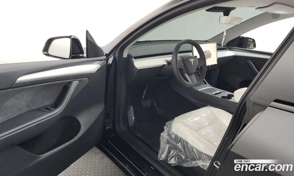 Tesla Model Y 2023 0.2 автомат (гидро), фото 13 Tesla Model Y 2023 0.2 автомат (гидро), фото 13