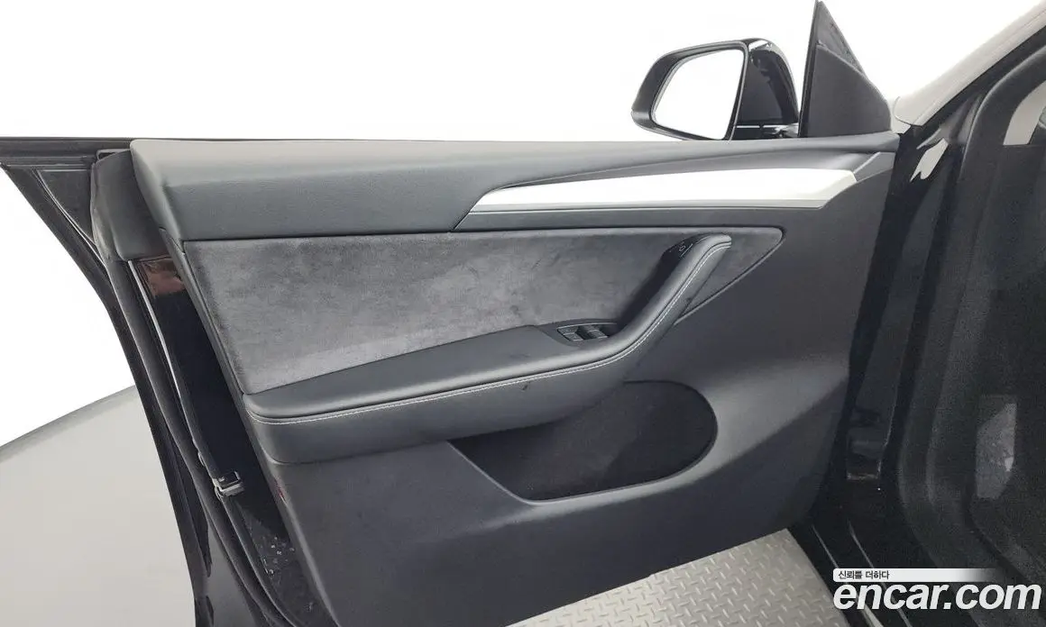 Tesla Model Y 2023 0.2 автомат (гидро), фото 14 Tesla Model Y 2023 0.2 автомат (гидро), фото 14