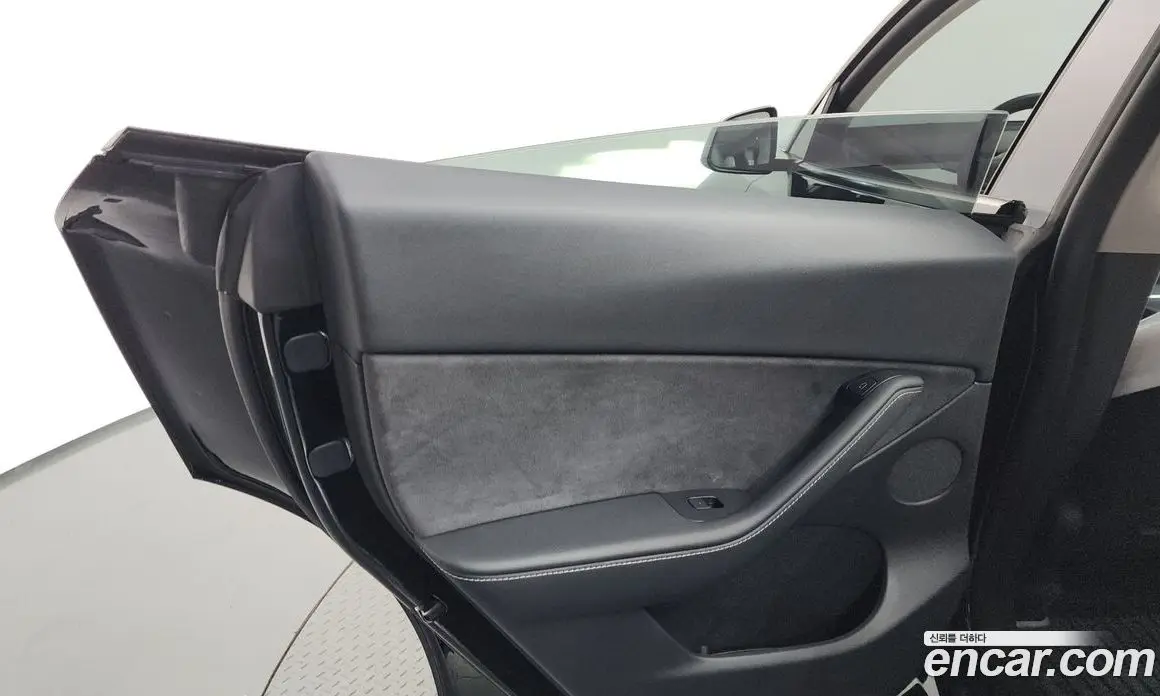 Tesla Model Y 2023 0.2 автомат (гидро), фото 15 Tesla Model Y 2023 0.2 автомат (гидро), фото 15