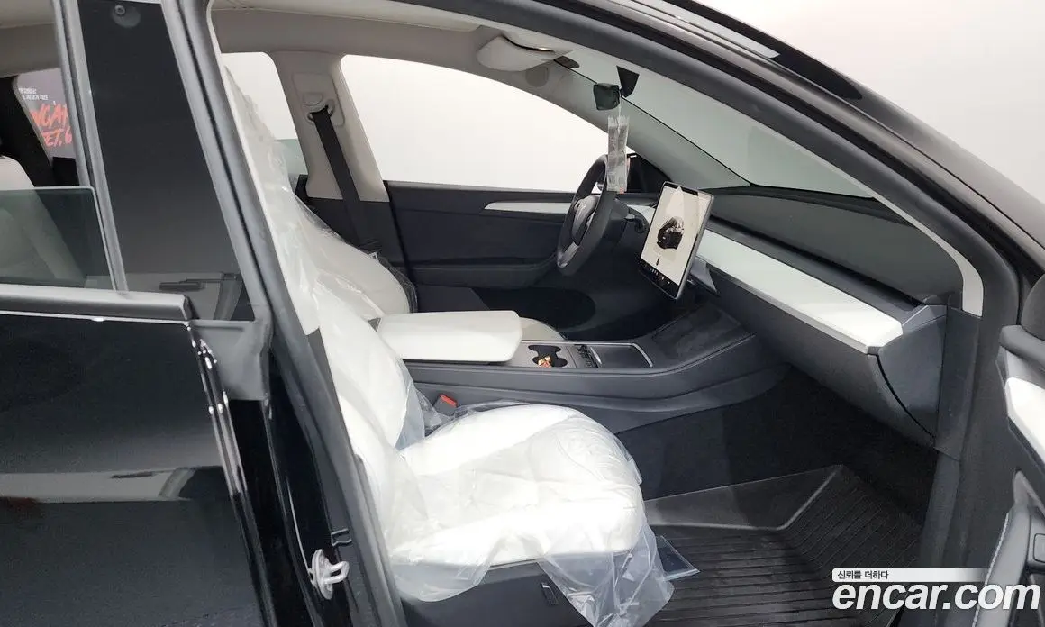 Tesla Model Y 2023 0.2 автомат (гидро), фото 16 Tesla Model Y 2023 0.2 автомат (гидро), фото 16