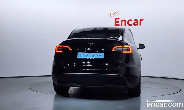Tesla Model Y 2023 0.2 автомат (гидро), миниатюра 4 Tesla Model Y 2023 0.2 автомат (гидро), миниатюра 4