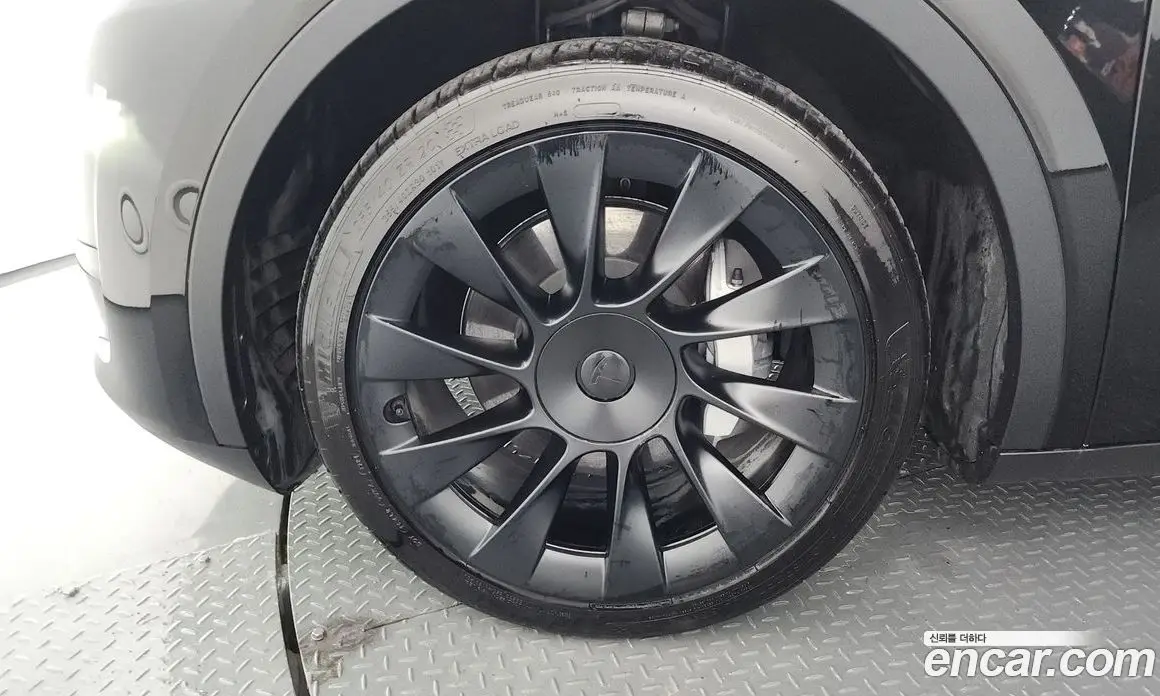 Tesla Model Y 2023 0.2 автомат (гидро), фото 5 Tesla Model Y 2023 0.2 автомат (гидро), фото 5