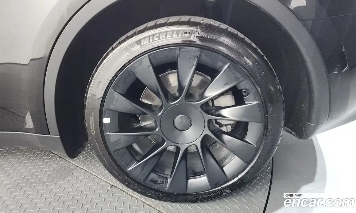 Tesla Model Y 2023 0.2 автомат (гидро), фото 7 Tesla Model Y 2023 0.2 автомат (гидро), фото 7