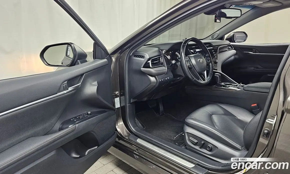 Toyota Camry 2018 2.5 автомат (гидро), фото 13 Toyota Camry 2018 2.5 автомат (гидро), фото 13