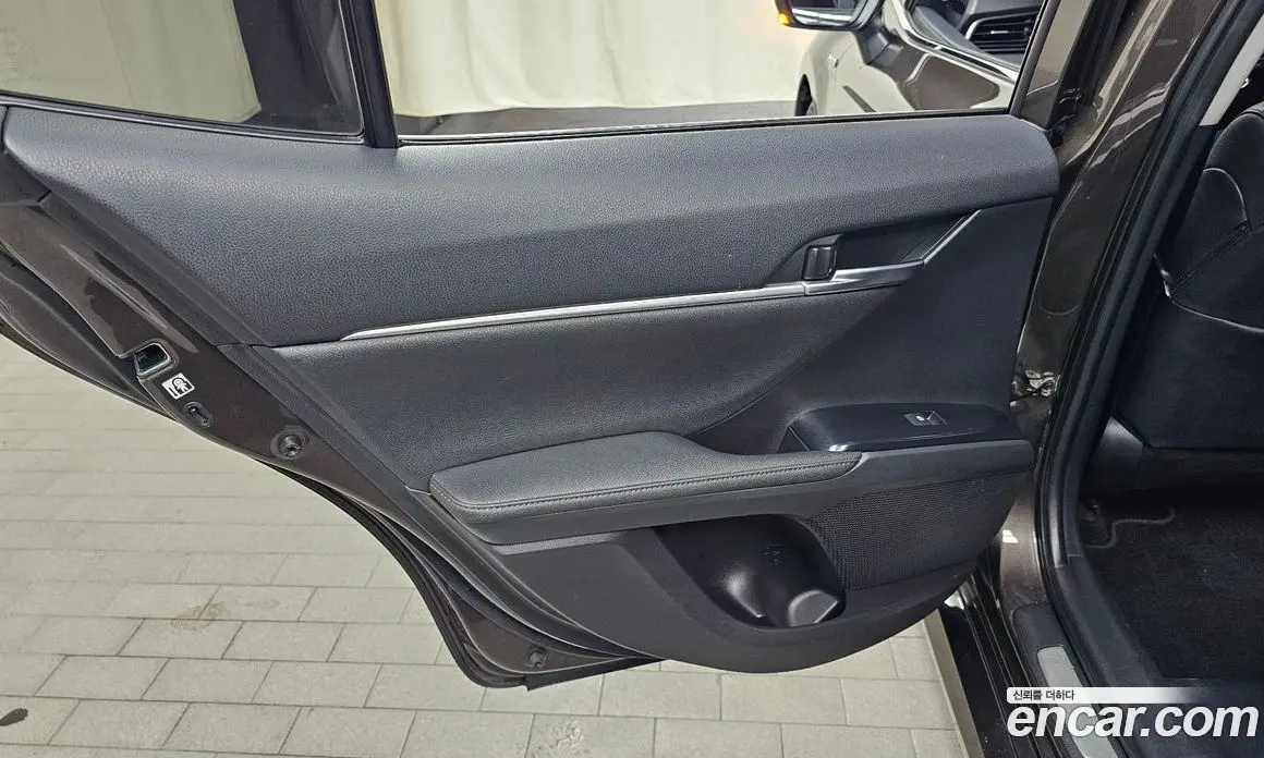 Toyota Camry 2018 2.5 автомат (гидро), фото 15 Toyota Camry 2018 2.5 автомат (гидро), фото 15